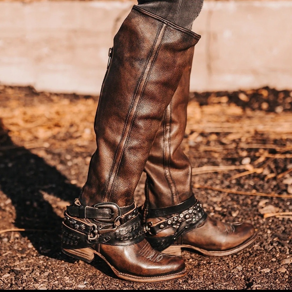 Freebird Rodondo Size 9 Leather Boots